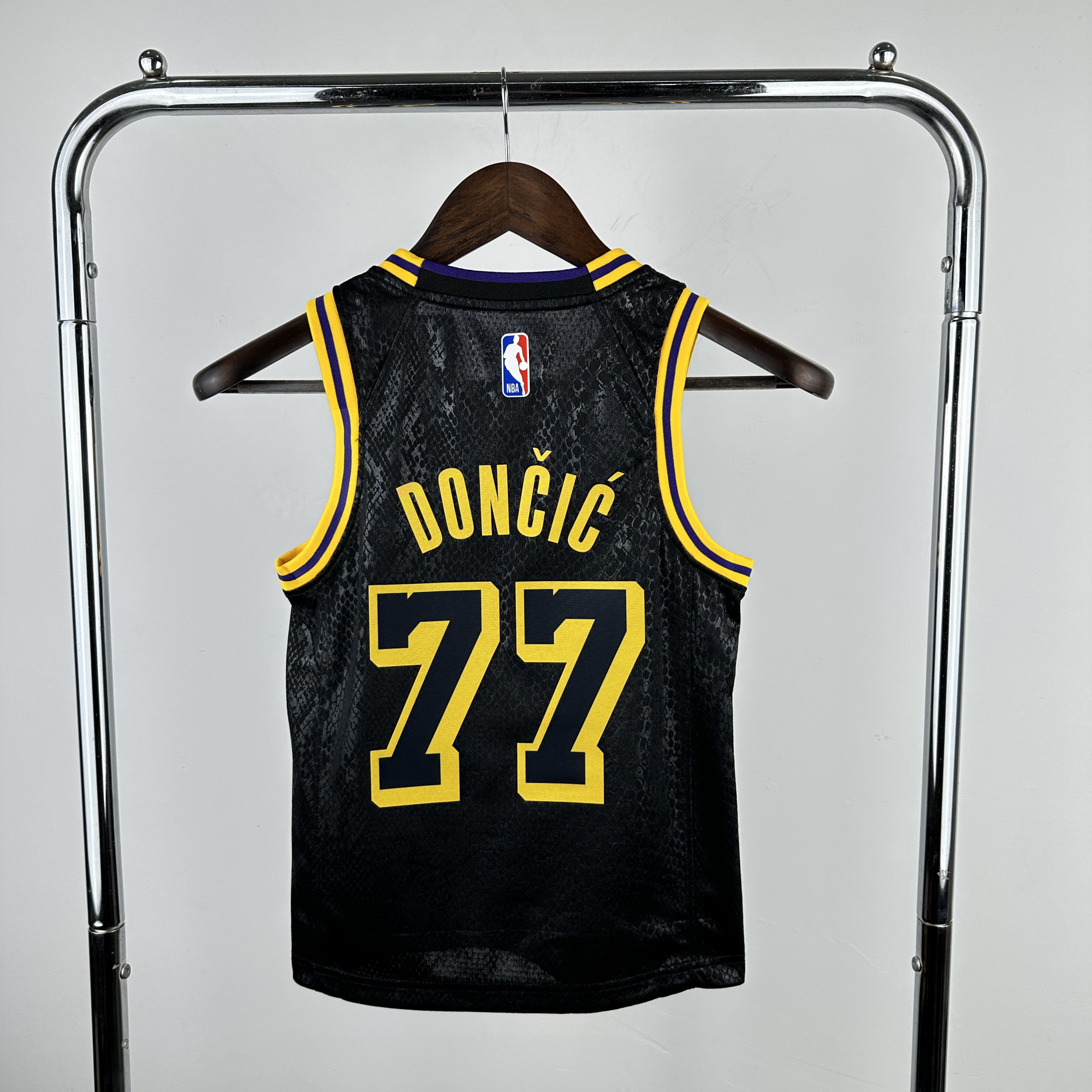 Youth Los Angeles Lakers #77 Doncic Black Nike 2025 NBA Jersey->memphis grizzlies->NBA Jersey